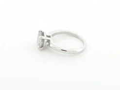 bague sertie d'un diamant solitaire 2ct or blanc 18k 5gr
