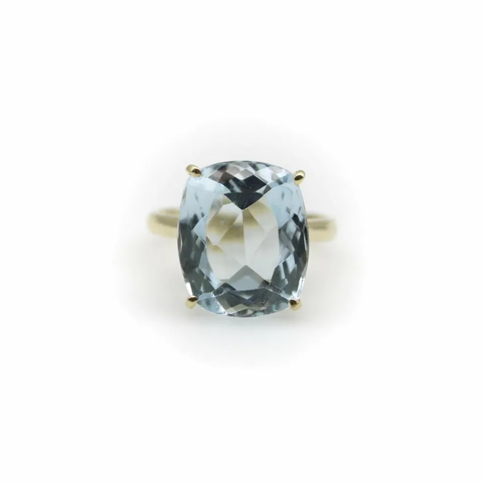 Bague Signature en or 14 carats et topaze bleu clair 6 carats