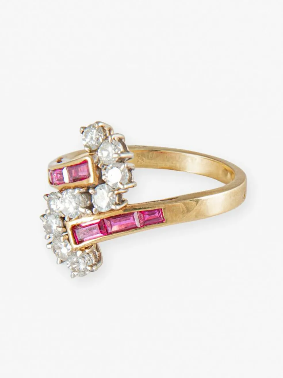 Bague Sinueuse, Rubis & Diamants, Or Jaune