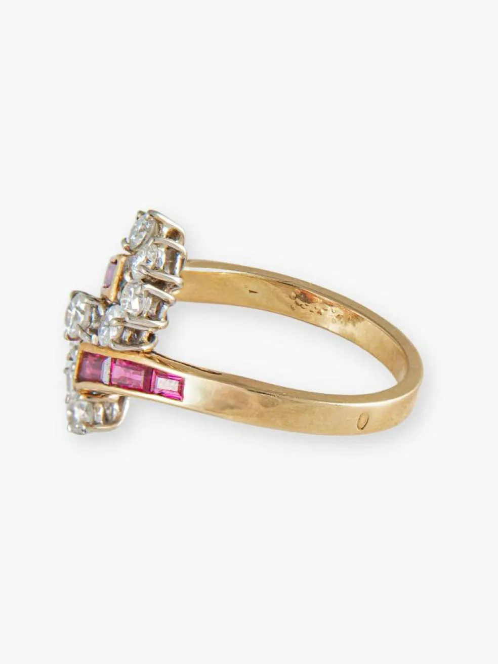 Bague Sinueuse, Rubis & Diamants, Or Jaune