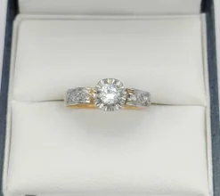 Bague solitaire 2 Ors Diamant
