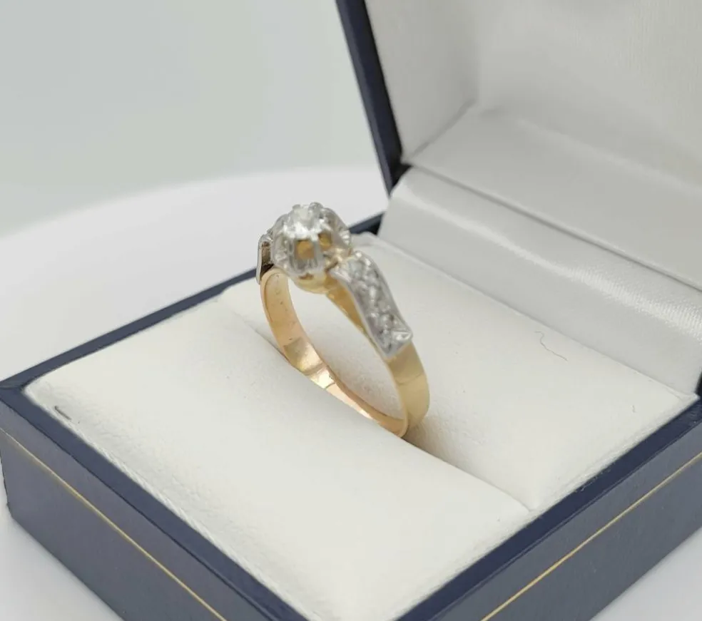 Bague solitaire 2 Ors Diamant