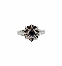 Bague solitaire Art Déco or blanc, saphir naturel (circa 1980)