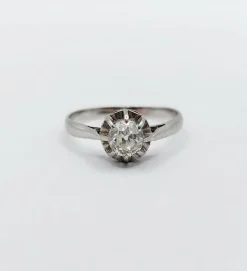 Bague solitaire Art Déco Platine diamant taille ancienne (circa 1920)
