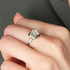 BAGUE SOLITAIRE ART DÉCO PLATINE & DIAMANT
