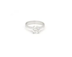 Bague solitaire avec diamant de 1,53 carat