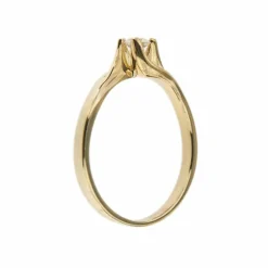 Bague solitaire contrariée avec diamant