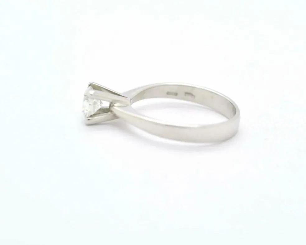 Bague solitaire Ct 0,52