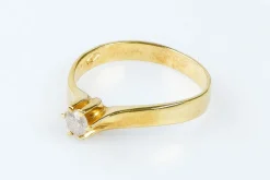 Bague solitaire 0.18ct en or massif