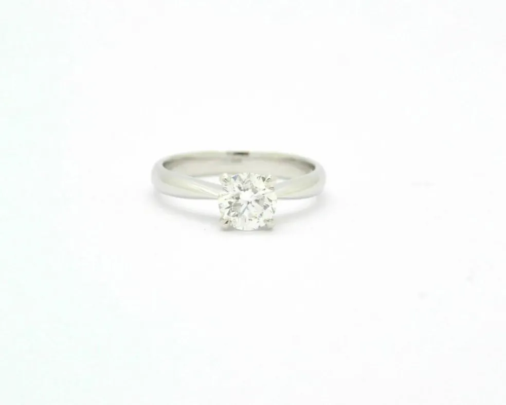 Bague solitaire de 1,05 carat