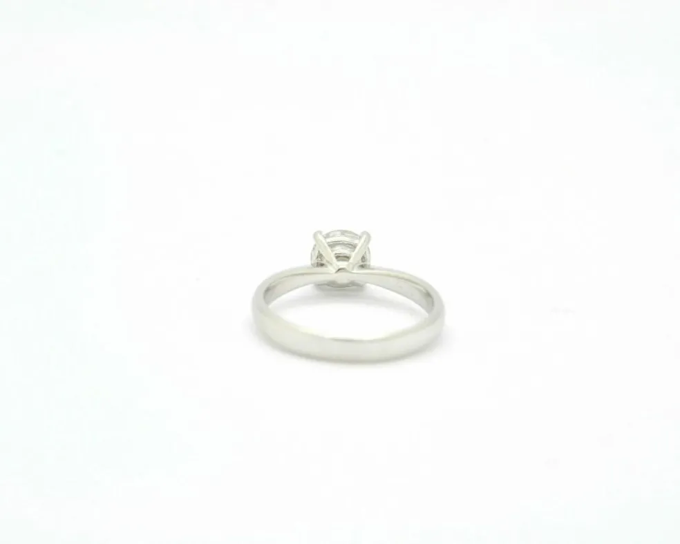 Bague solitaire de 1,05 carat
