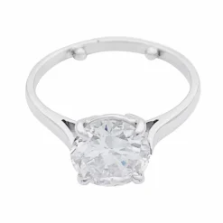 Bague solitaire diamant.