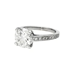 Bague solitaire diamant 2,02 carats en platine.