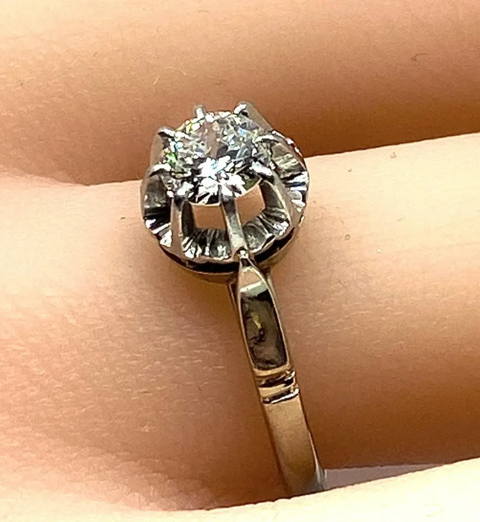 Bague solitaire diamant 0,60 carat