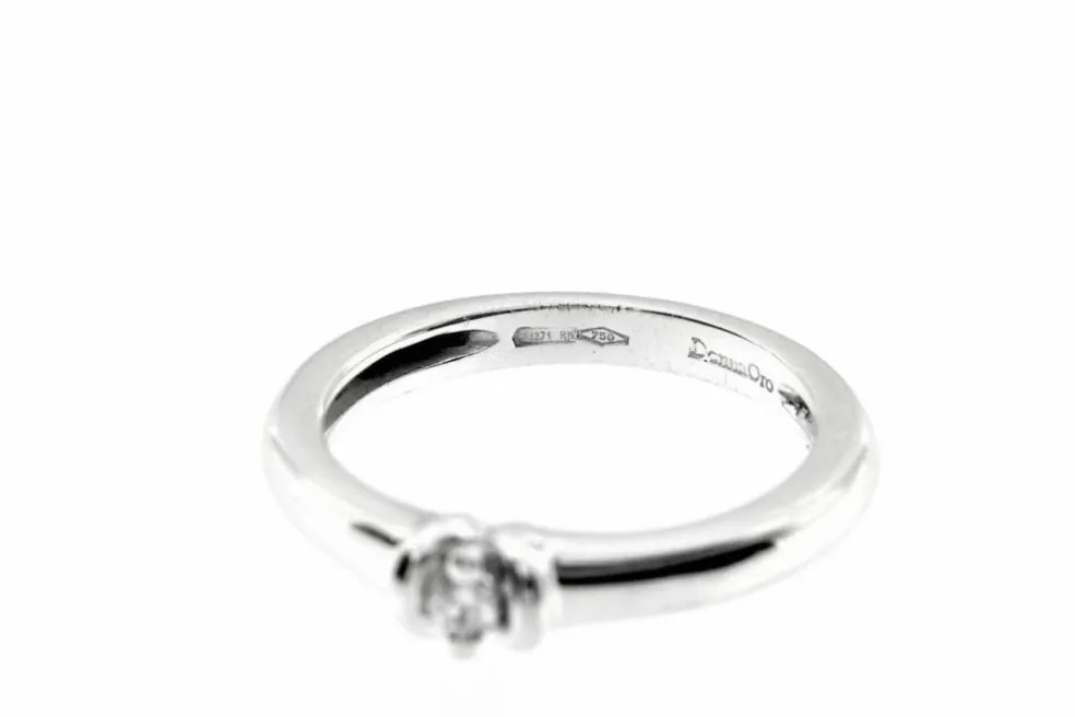 Bague solitaire diamant 0,07 ct
