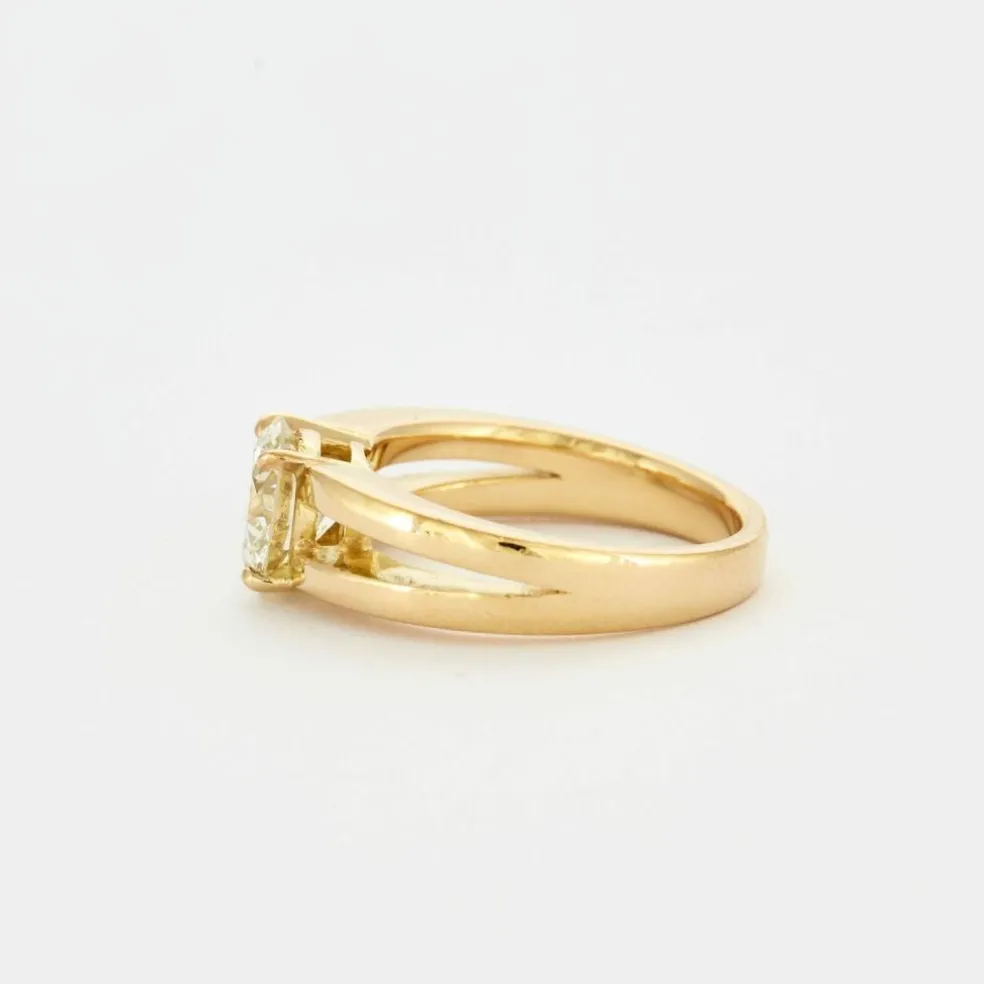 Bague Solitaire Diamant 2 carats or jaune