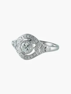 Bague Solitaire Diamant entouré pavage de brillants