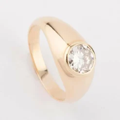 Bague solitaire diamant or jaune