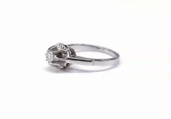Bague solitaire diamant or blanc