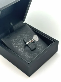 Bague solitaire diamant ovale 1,35ct
