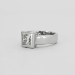 BAGUE SOLITAIRE DIAMANT PRINCESSE
