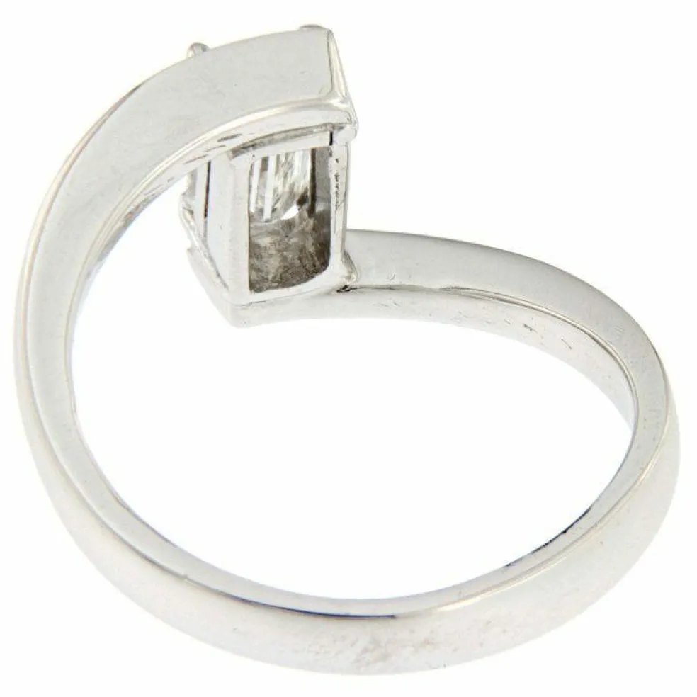 Bague Solitaire Diamant taille émeraude 0,83 ct E/IF