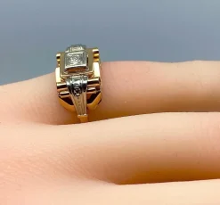 Bague Solitaire diamant vers 1920