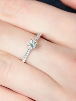 Bague Solitaire Diamants