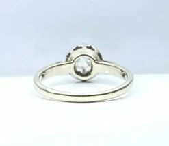 Bague solitaire en or 18 carats et platine sertie d’un diamant 0,50 carat environ
