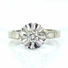 Bague solitaire en or blanc 18 carats et diamant 0,10 carat