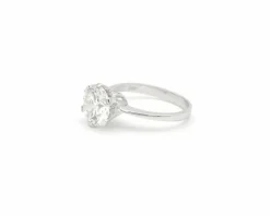 Bague solitaire en or blanc avec diamant