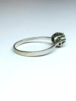Bague solitaire en or blanc 18 carats et diamant 0.50 carats