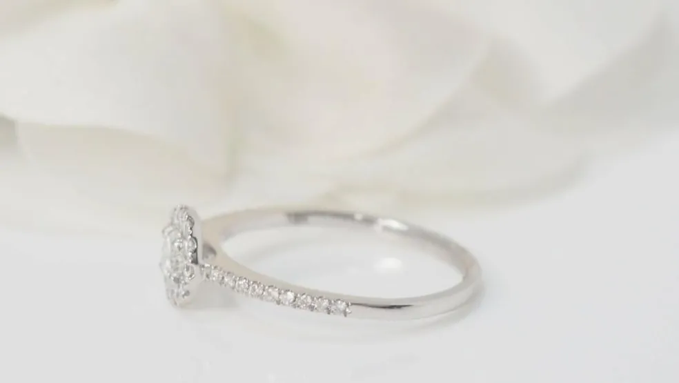 Bague solitaire en Or blanc et Diamant