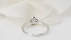 Bague solitaire en Or blanc et Diamant