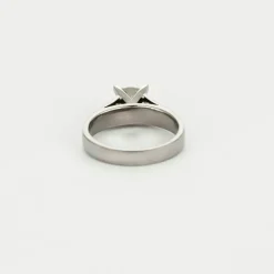 Bague solitaire en Or blanc Diamant Coussin