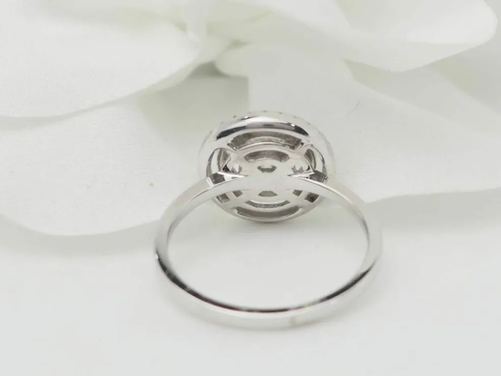 Bague solitaire en or blanc et diamant de 0,46 ct