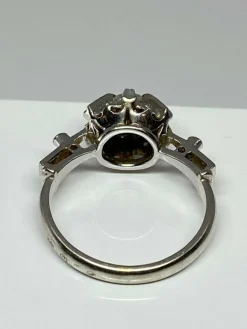Bague solitaire en Or gris, et Diamants