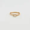 Bague solitaire en or jaune 18 carats sertie d’un diamant