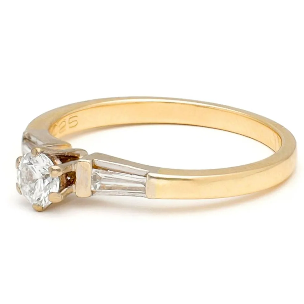 Bague solitaire en or jaune 14 carats avec diamant
