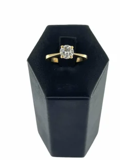 Bague solitaire en or jaune certifiée HRD
