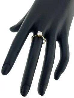 Bague solitaire en or jaune certifiée HRD