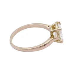 Bague solitaire en or rose, diamant 1,56 carats.