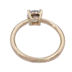 Bague solitaire en or rose, diamant 1 carat.