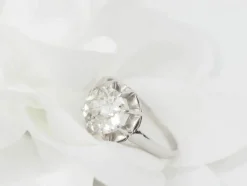 Bague solitaire en platine et diamant 1,20ct