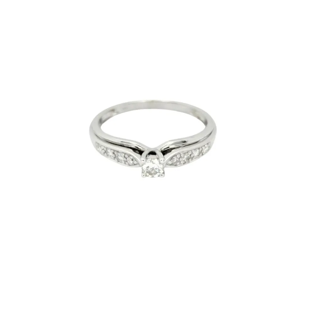 Bague solitaire Or blanc Diamants