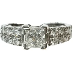 Bague Solitaire or blanc diamant Princesse