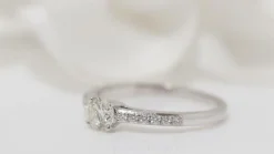 Bague Solitaire or blanc et diamant 0.41ct