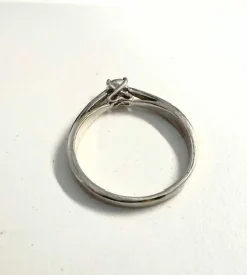 Bague solitaire Or blanc Diamant