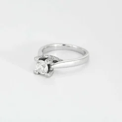 Bague Solitaire or blanc et diamants