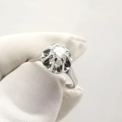 Bague solitaire or blanc diamant